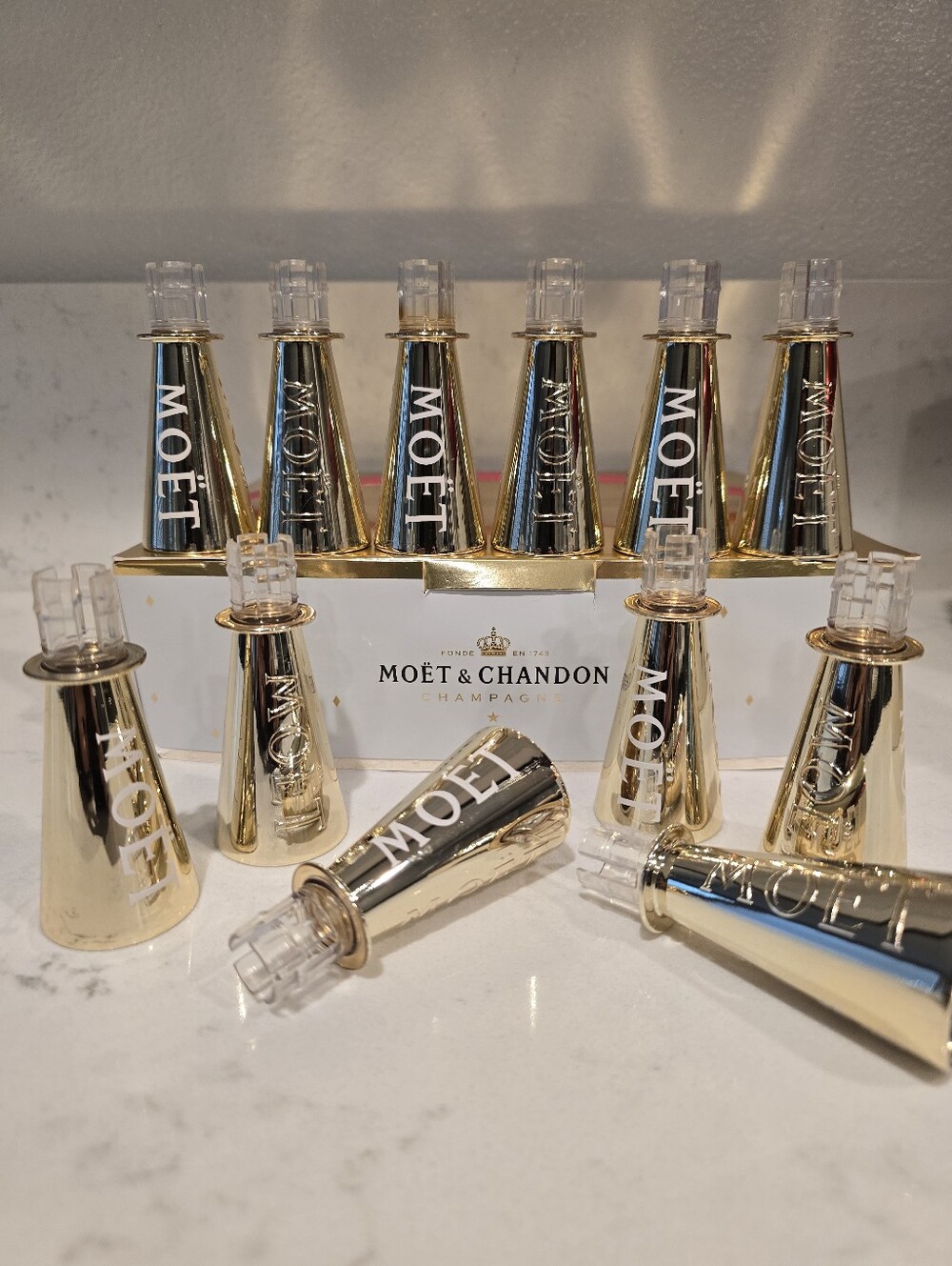 Lot Of 12 NEW Moet Mini Champagne Bottle Sippers - Picture 3 of 3